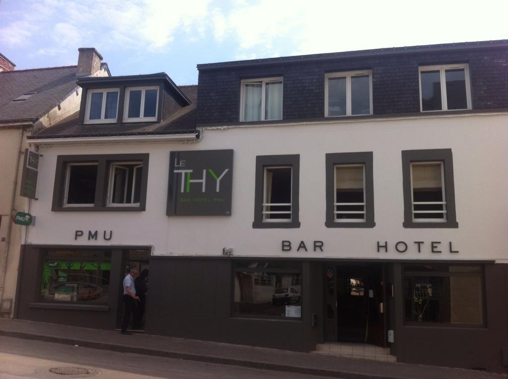 Le Thy Hotel Ploërmel Екстериор снимка